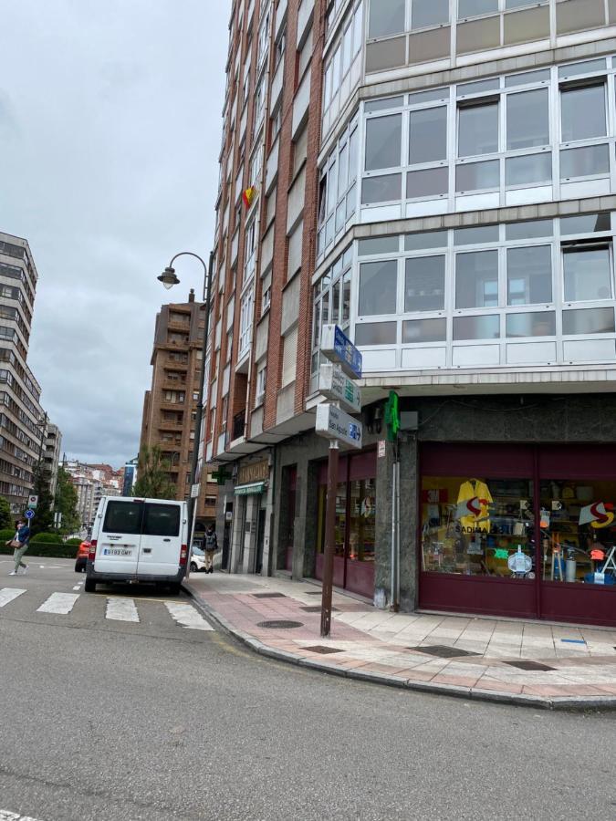 Apartament La Casa Del Marino Avilés Zewnętrze zdjęcie